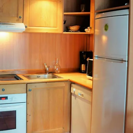בקתה Chalet Pra-loup, 4 Pieces, 10 Personnes - Fr-1-165a-46 Uvernet-Fours